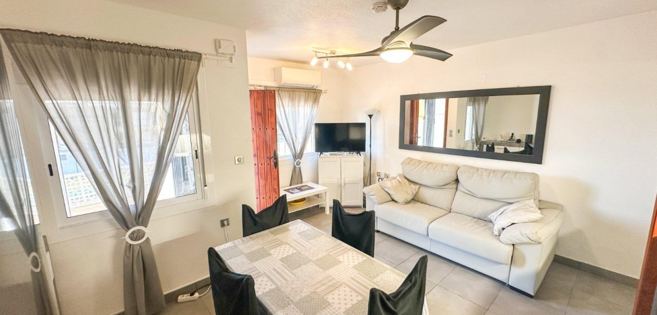 Herverkoop - Appartement / flat -
Orihuela Costa - Villamartin