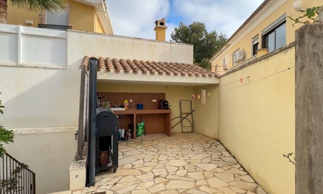 Herverkoop - Villa -
Orihuela Costa - Campoamor