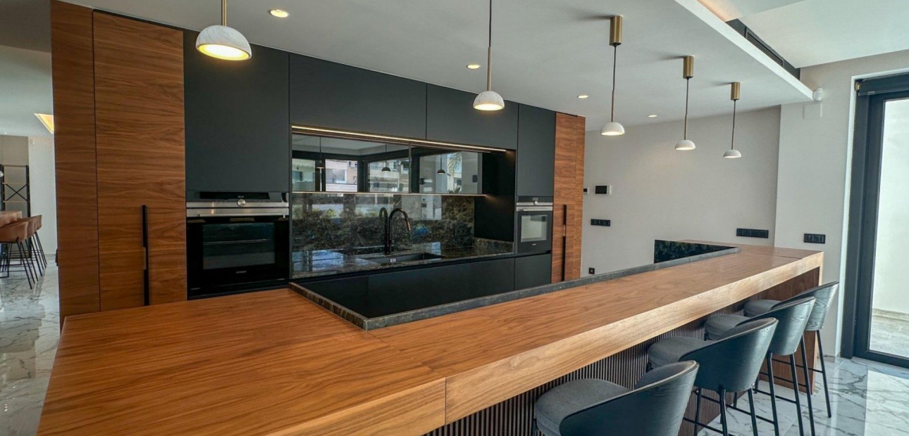 Herverkoop - Villa -
Orihuela Costa - Villamartín-Las Filipinas