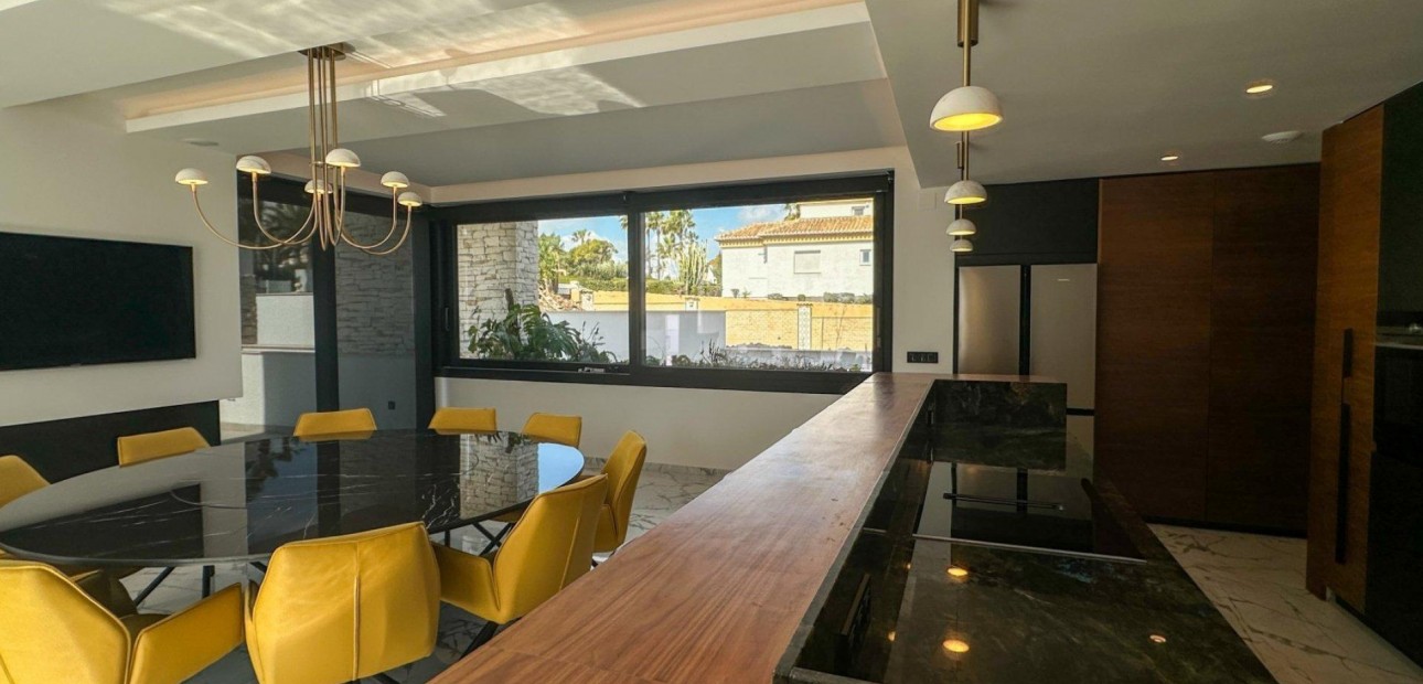 Herverkoop - Villa -
Orihuela Costa - Villamartín-Las Filipinas