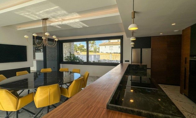 Herverkoop - Villa -
Orihuela Costa - Villamartín-Las Filipinas