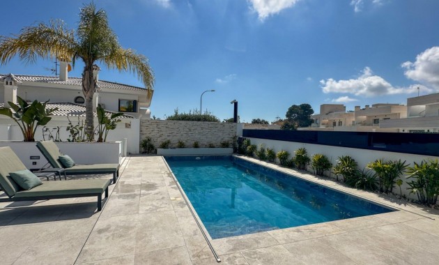 Herverkoop - Villa -
Orihuela Costa - Villamartín-Las Filipinas