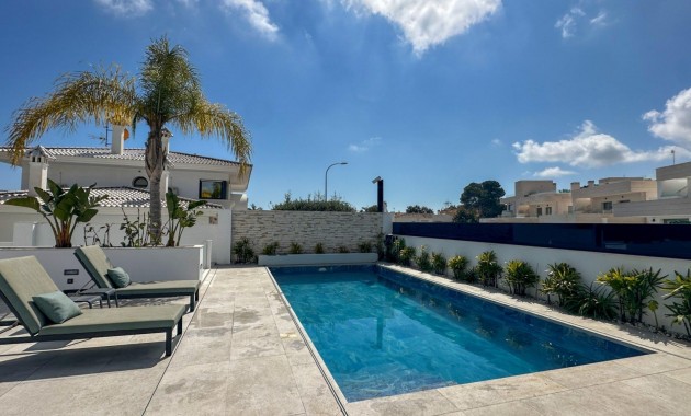 Herverkoop - Villa -
Orihuela Costa - Villamartín-Las Filipinas