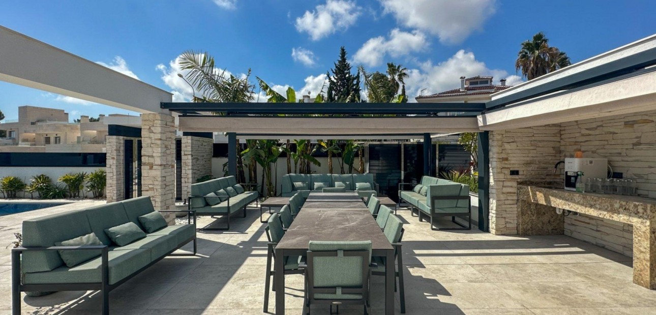 Herverkoop - Villa -
Orihuela Costa - Villamartín-Las Filipinas