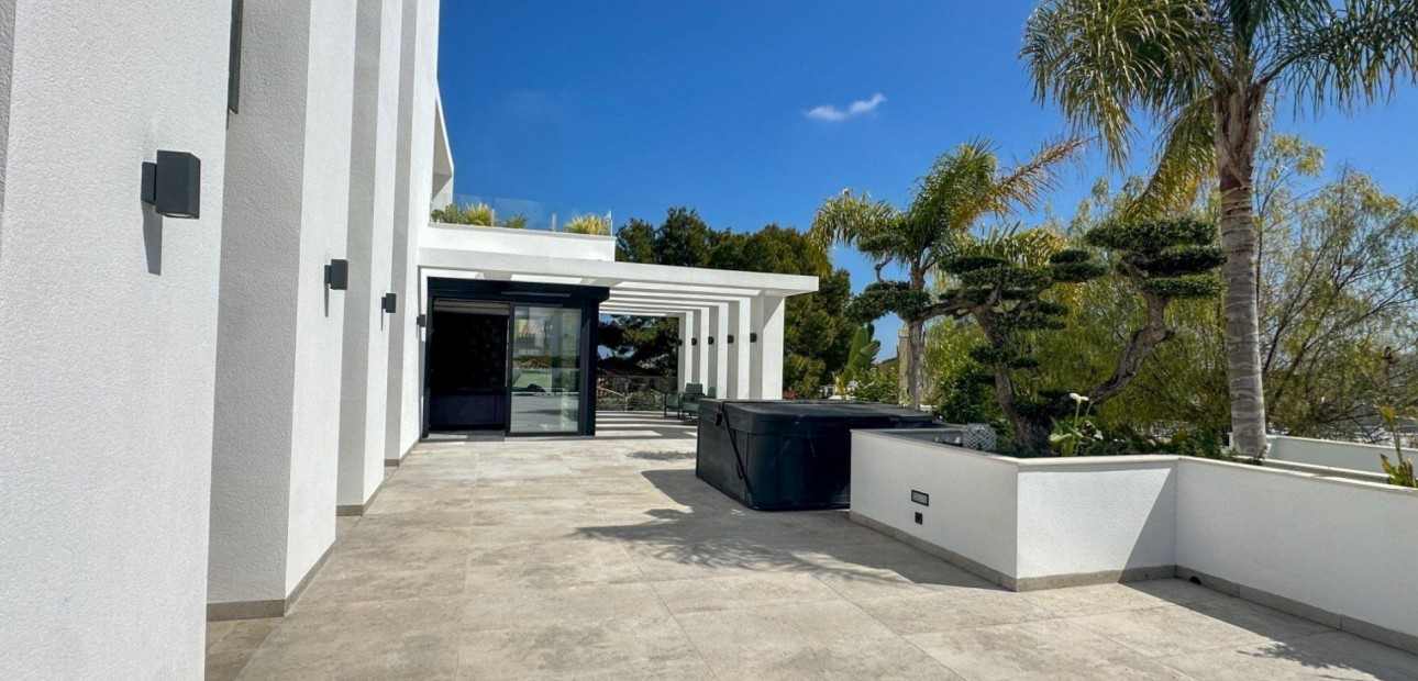 Herverkoop - Villa -
Orihuela Costa - Villamartín-Las Filipinas