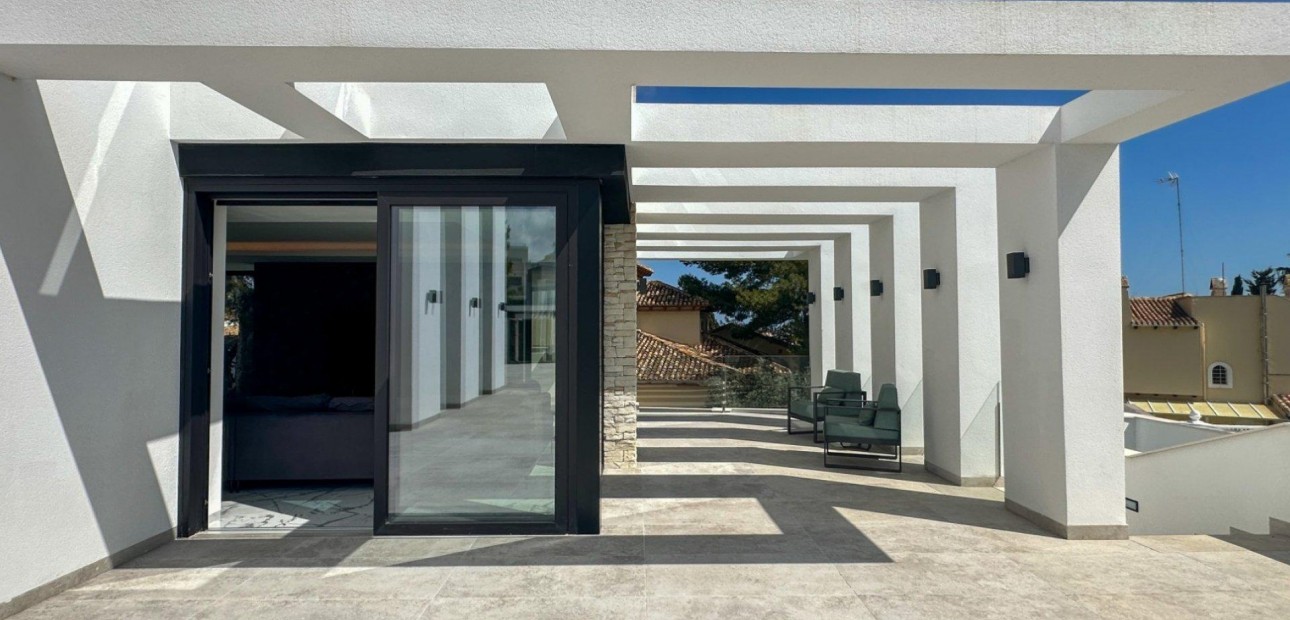 Herverkoop - Villa -
Orihuela Costa - Villamartín-Las Filipinas