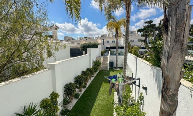 Herverkoop - Villa -
Orihuela Costa - Villamartín-Las Filipinas