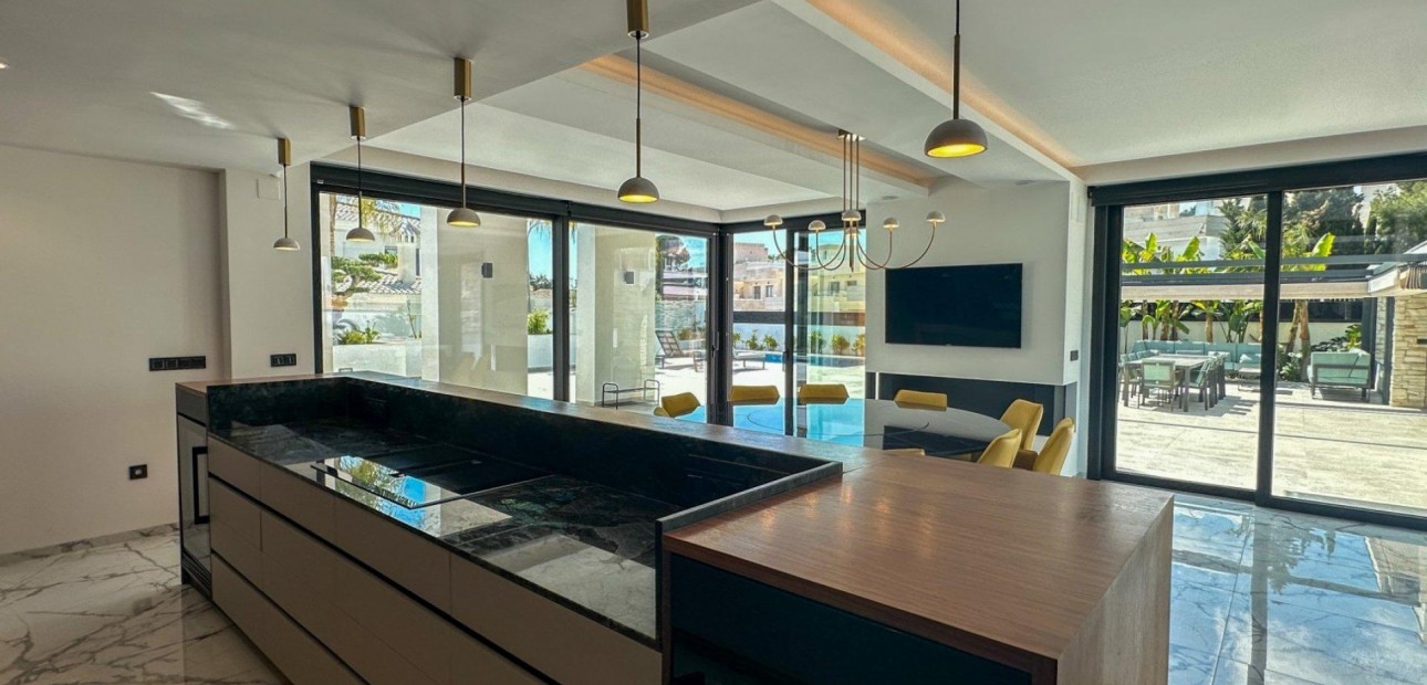 Herverkoop - Villa -
Orihuela Costa - Villamartín-Las Filipinas