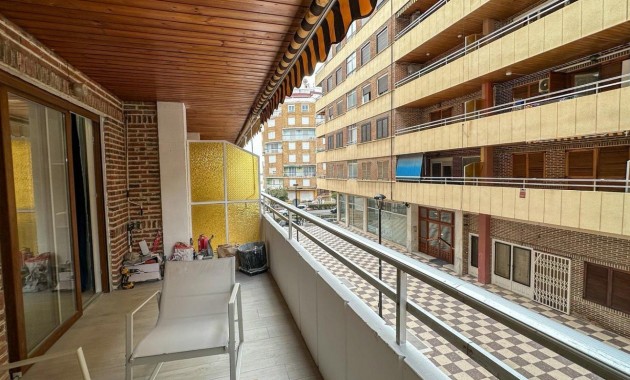 Herverkoop - Appartement / flat -
Torrevieja - Playa de los Naufragos