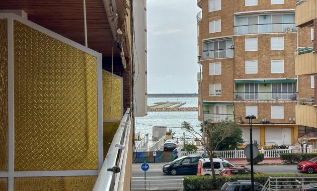 Herverkoop - Appartement / flat -
Torrevieja - Playa de los Naufragos