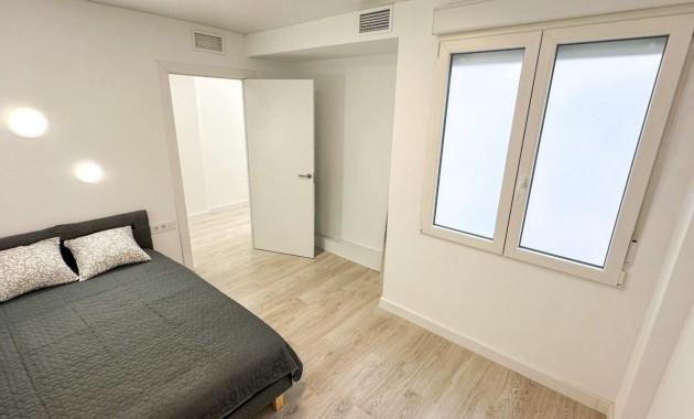 Herverkoop - Appartement / flat -
Torrevieja - Playa de los Naufragos