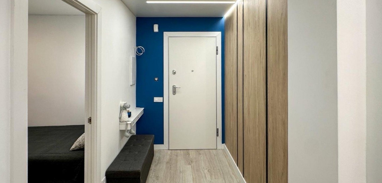 Herverkoop - Appartement / flat -
Torrevieja - Playa de los Naufragos