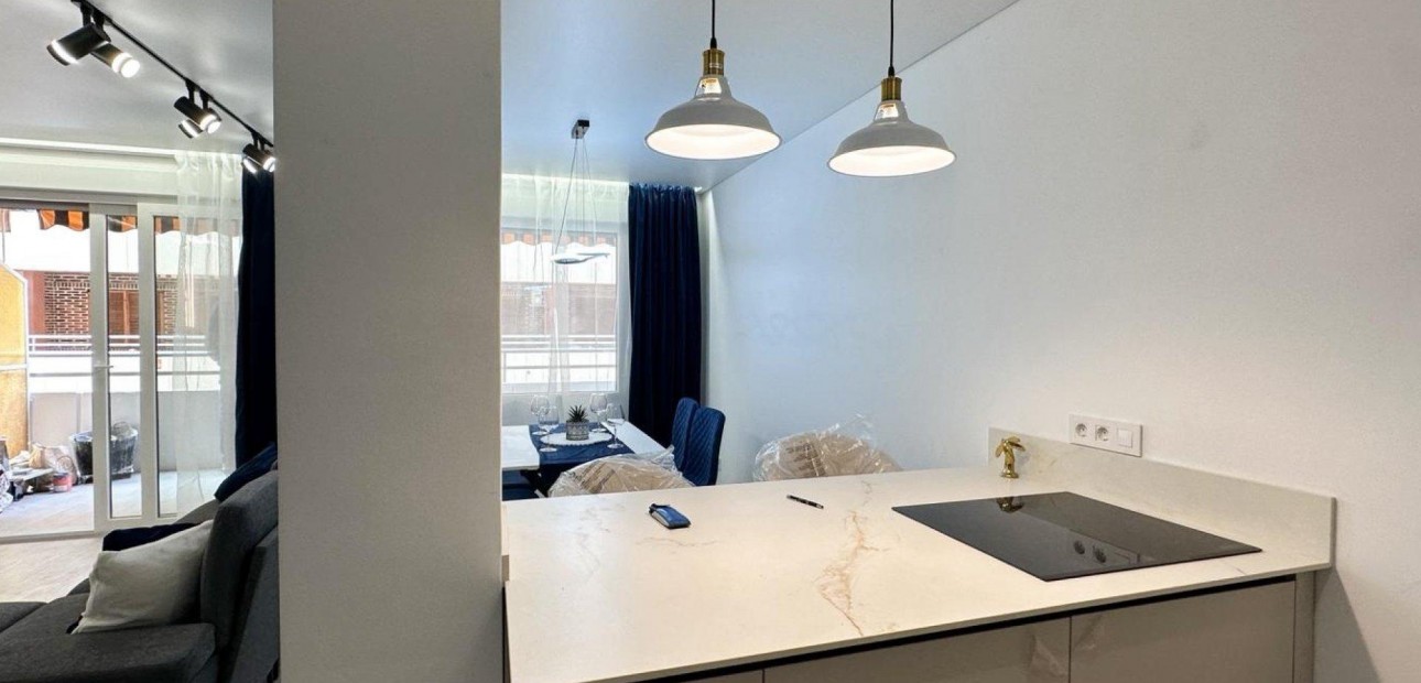 Herverkoop - Appartement / flat -
Torrevieja - Playa de los Naufragos