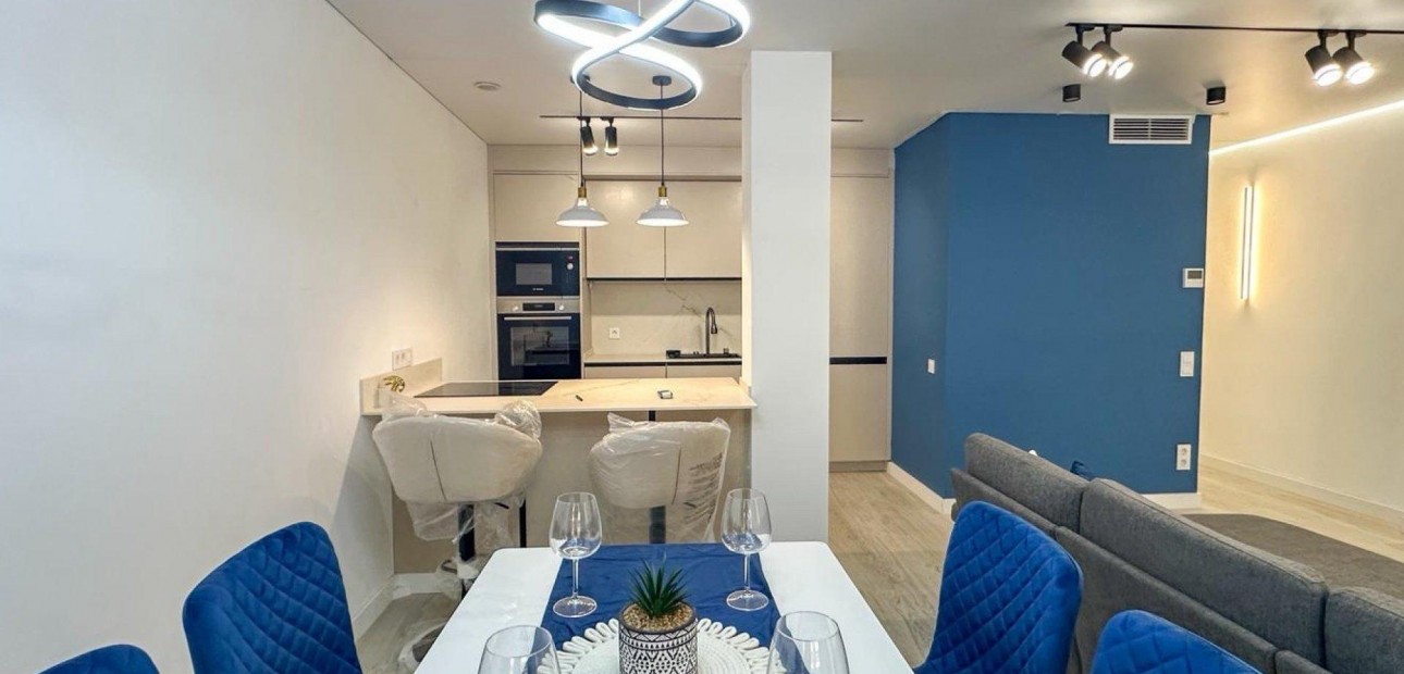 Herverkoop - Appartement / flat -
Torrevieja - Playa de los Naufragos