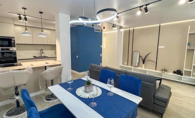 Herverkoop - Appartement / flat -
Torrevieja - Playa de los Naufragos