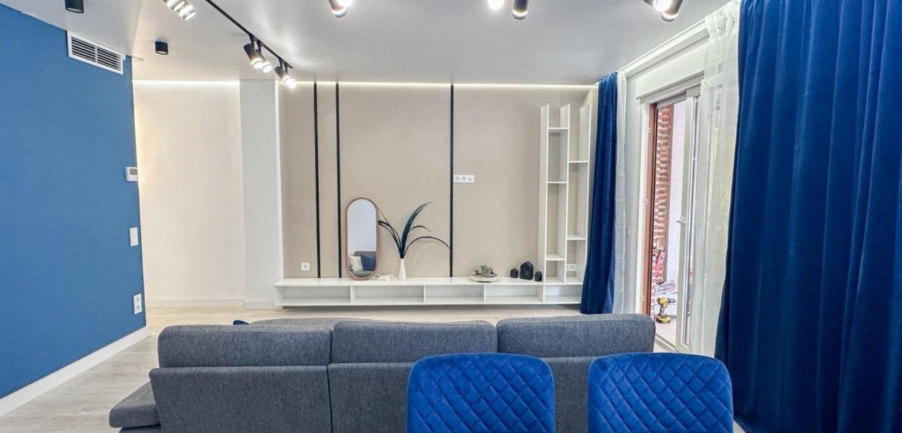 Herverkoop - Appartement / flat -
Torrevieja - Playa de los Naufragos