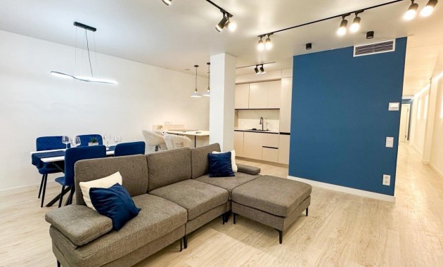 Herverkoop - Appartement / flat -
Torrevieja - Playa de los Naufragos