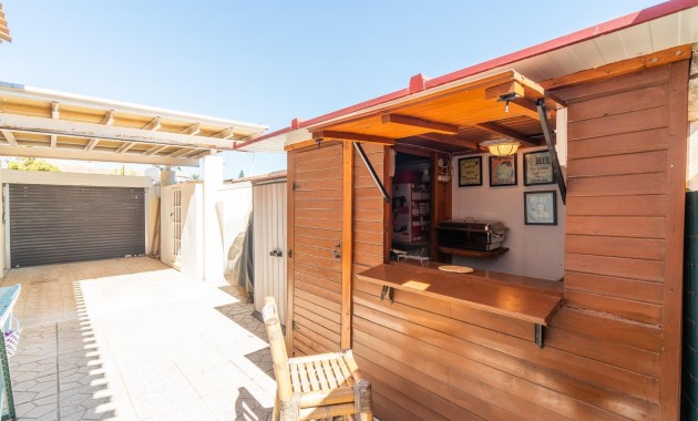 Herverkoop - Villa -
Orihuela Costa - La Zenia