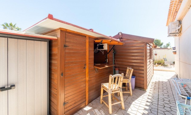 Herverkoop - Villa -
Orihuela Costa - La Zenia