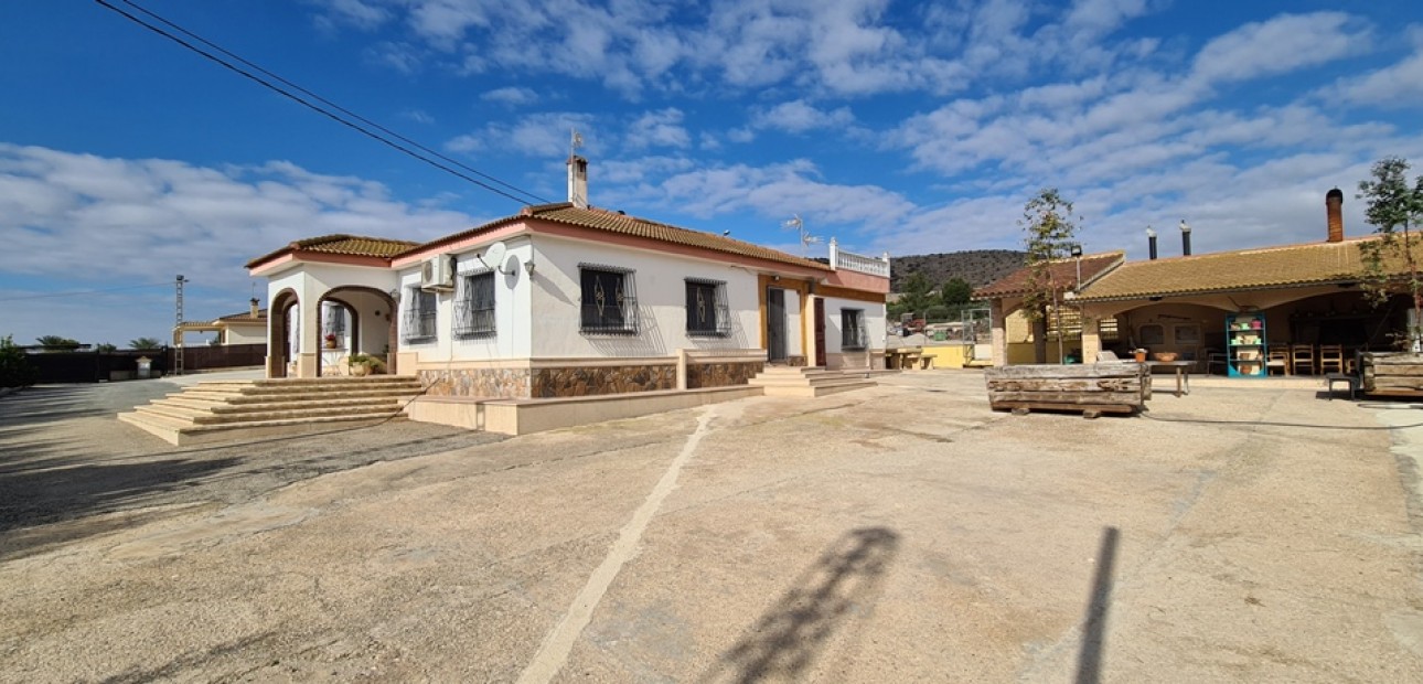 Sale - Villa -
Orihuela - La Matanza