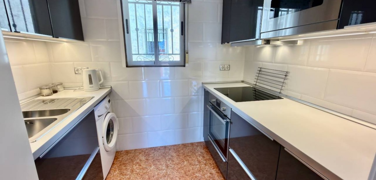 Herverkoop - Appartement / flat -
Los Montesinos - La herrada