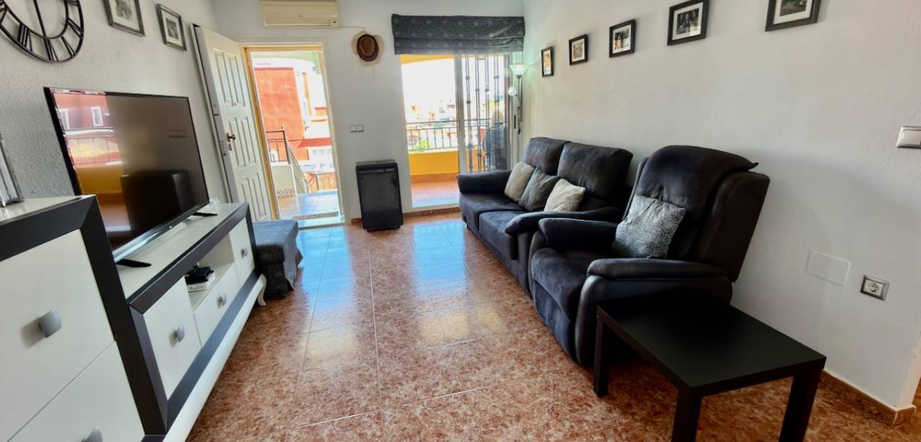 Herverkoop - Appartement / flat -
Los Montesinos - La herrada