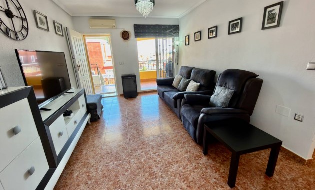 Herverkoop - Appartement / flat -
Los Montesinos - La herrada