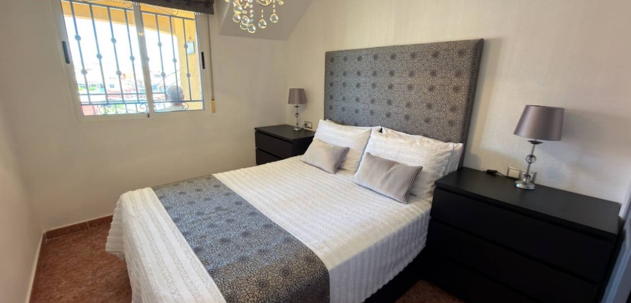 Herverkoop - Appartement / flat -
Los Montesinos - La herrada