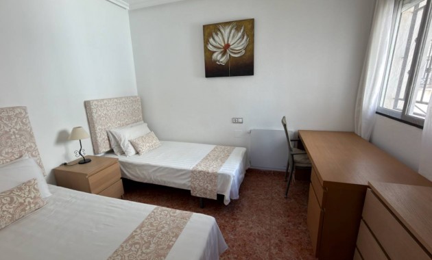 Herverkoop - Appartement / flat -
Los Montesinos - La herrada