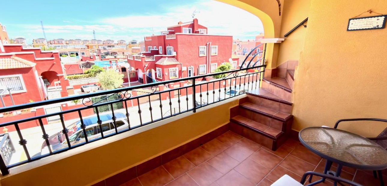 Herverkoop - Appartement / flat -
Los Montesinos - La herrada