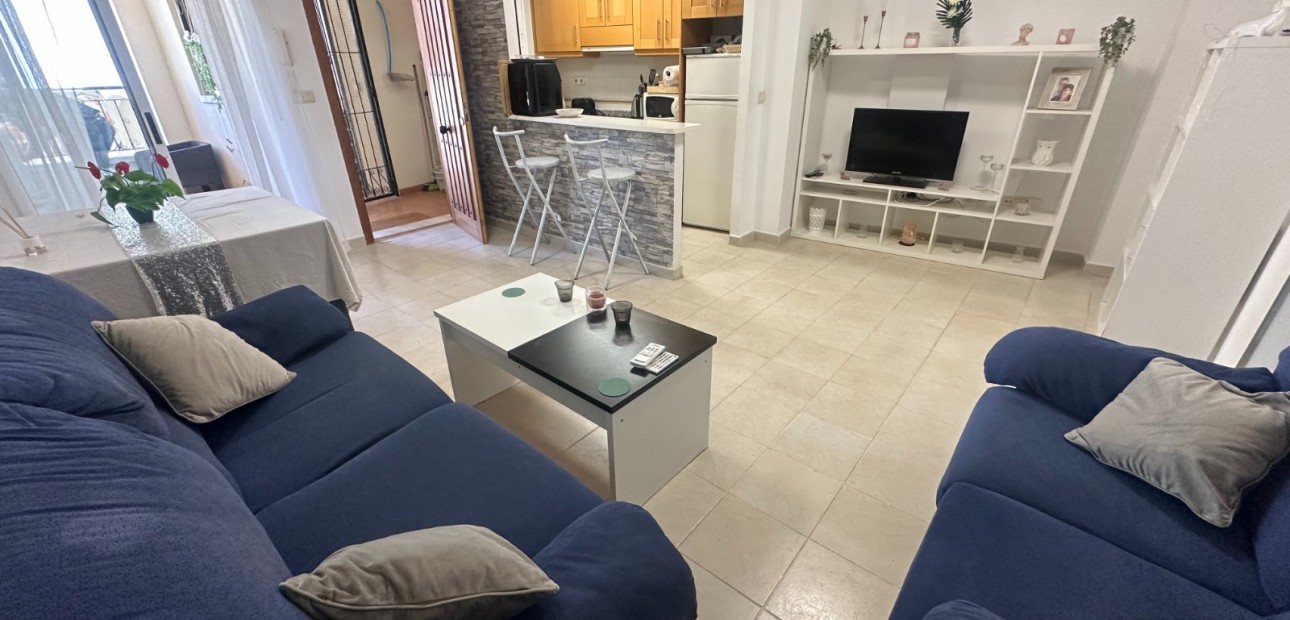 Sale - Apartment / flat -
Jacarilla