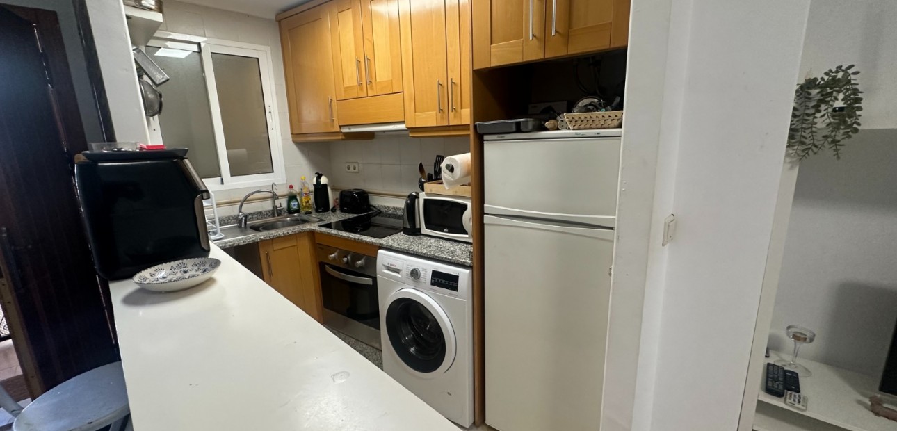 Sale - Apartment / flat -
Jacarilla