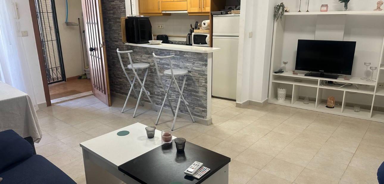 Sale - Apartment / flat -
Jacarilla