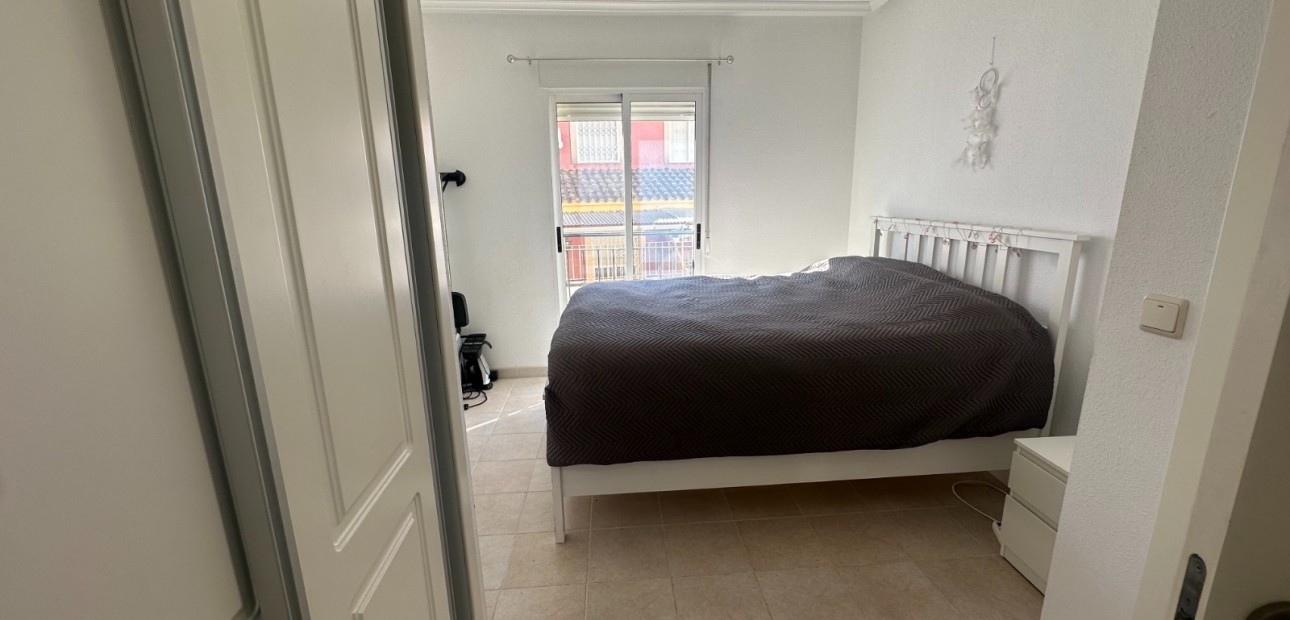 Sale - Apartment / flat -
Jacarilla