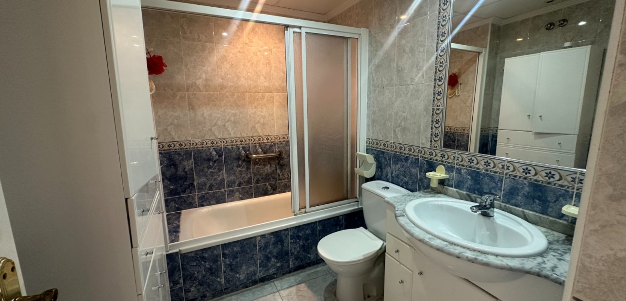 Herverkoop - Appartement / flat -
Algorfa