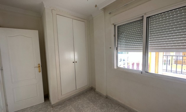 Herverkoop - Appartement / flat -
Algorfa