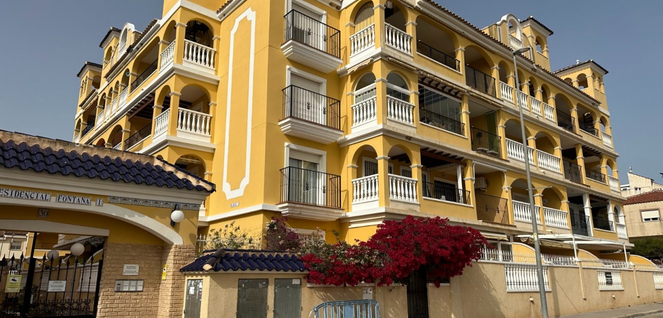 Herverkoop - Appartement / flat -
Algorfa