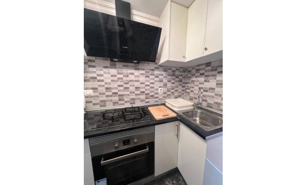 Sale - Apartment / flat -
Torrevieja - torrevieja