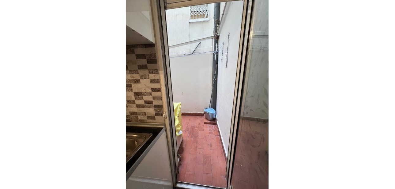 Sale - Apartment / flat -
Torrevieja - torrevieja