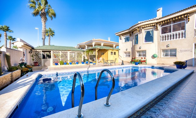 Herverkoop - Detached Villa -
Benimar - Benimar II