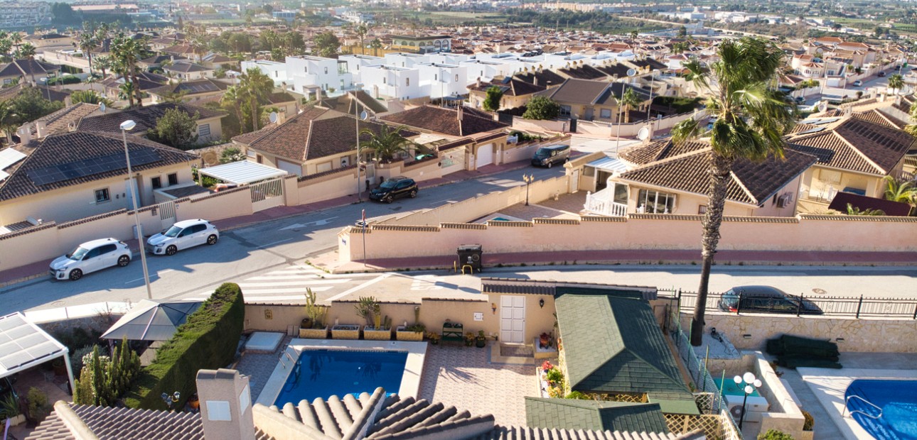 Herverkoop - Detached Villa -
Benimar - Benimar II