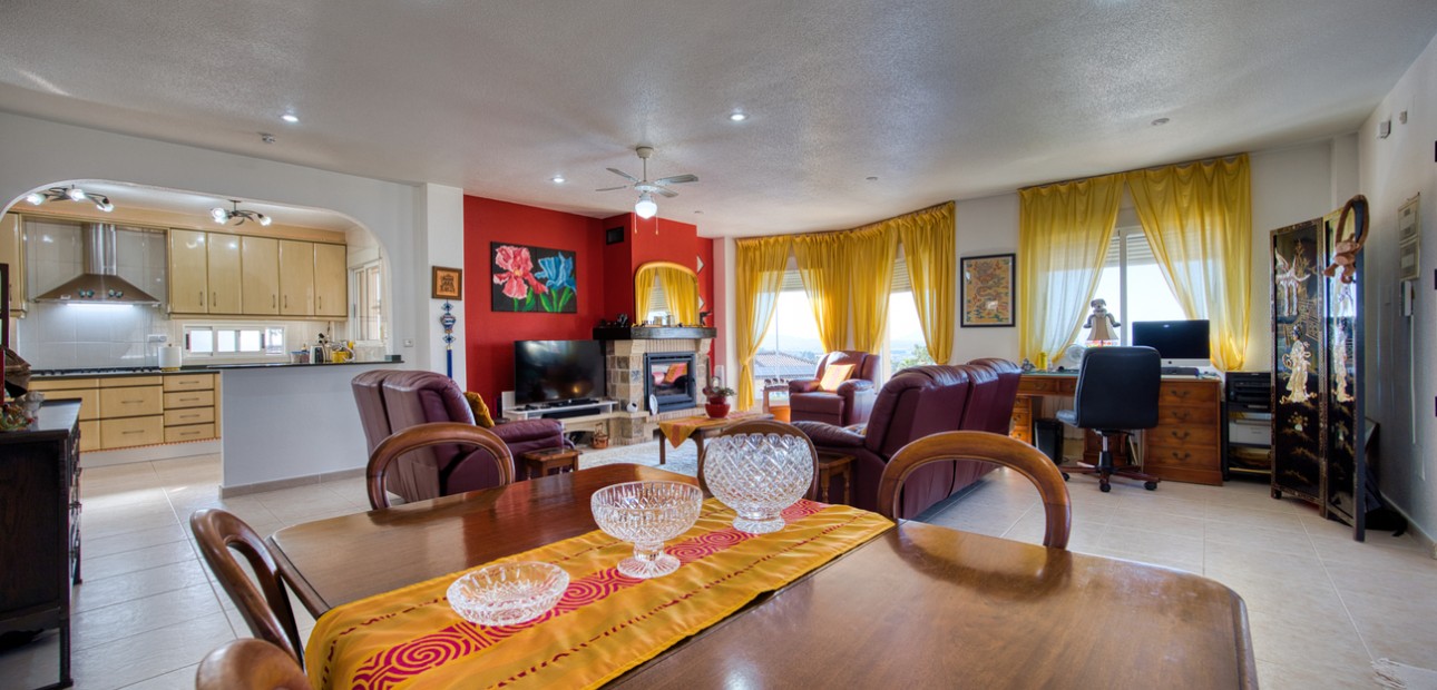 Herverkoop - Detached Villa -
Benimar - Benimar II