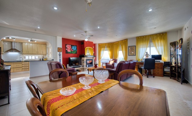 Herverkoop - Detached Villa -
Benimar - Benimar II