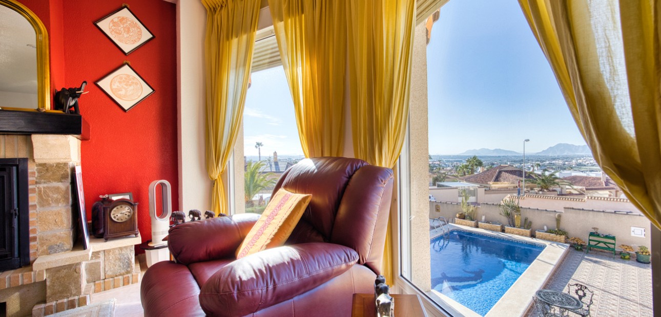 Herverkoop - Detached Villa -
Benimar - Benimar II