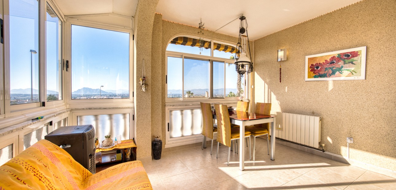 Herverkoop - Detached Villa -
Benimar - Benimar II