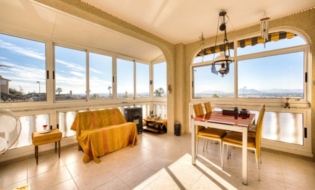 Herverkoop - Detached Villa -
Benimar - Benimar II