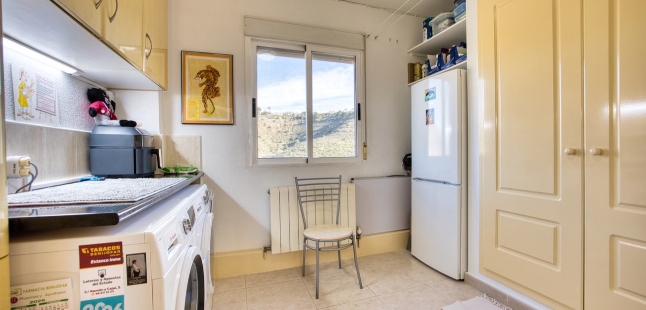 Herverkoop - Detached Villa -
Benimar - Benimar II