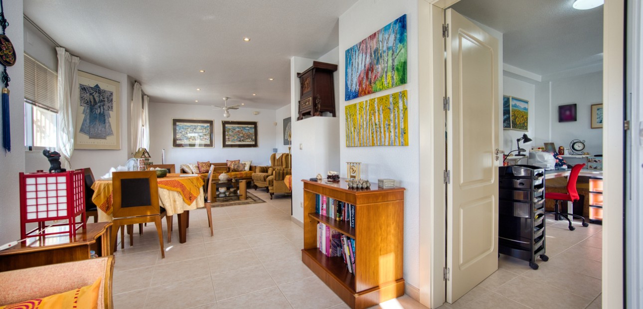 Herverkoop - Detached Villa -
Benimar - Benimar II