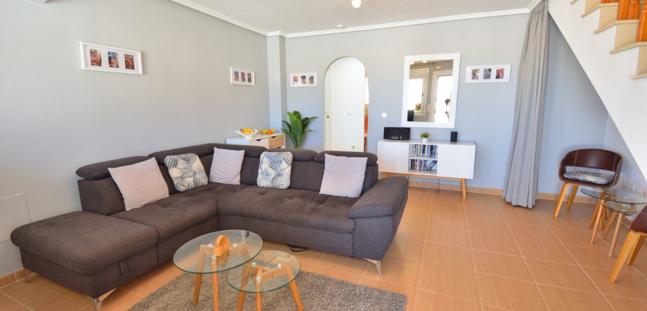 Herverkoop - Semi Detached Villa -
Ciudad Quesada - La Marquesa