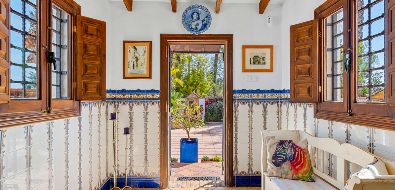 Herverkoop - Country Property -
Daya Nueva - Daya Nueva - Country